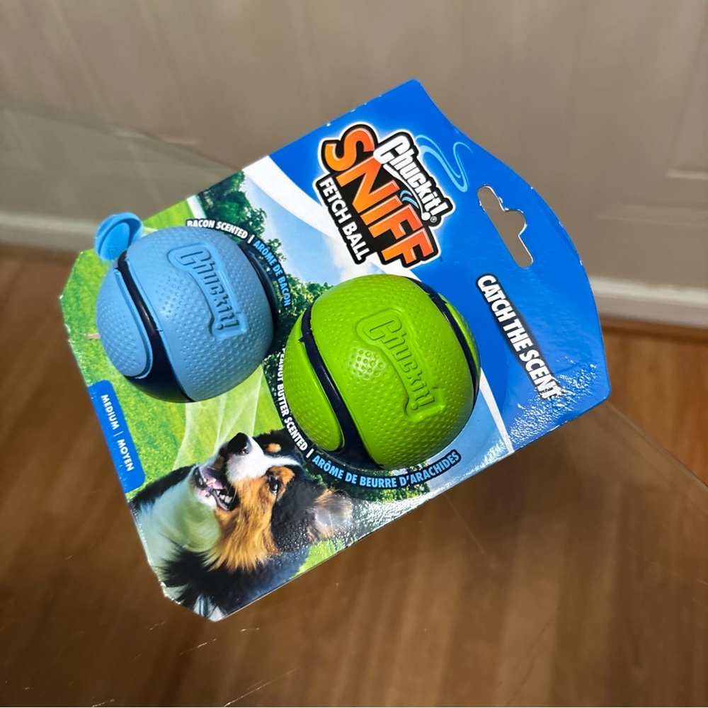 2-Pack Chuckit! Ultra Ball Medium Size Rubber Fetch Dog Toy
